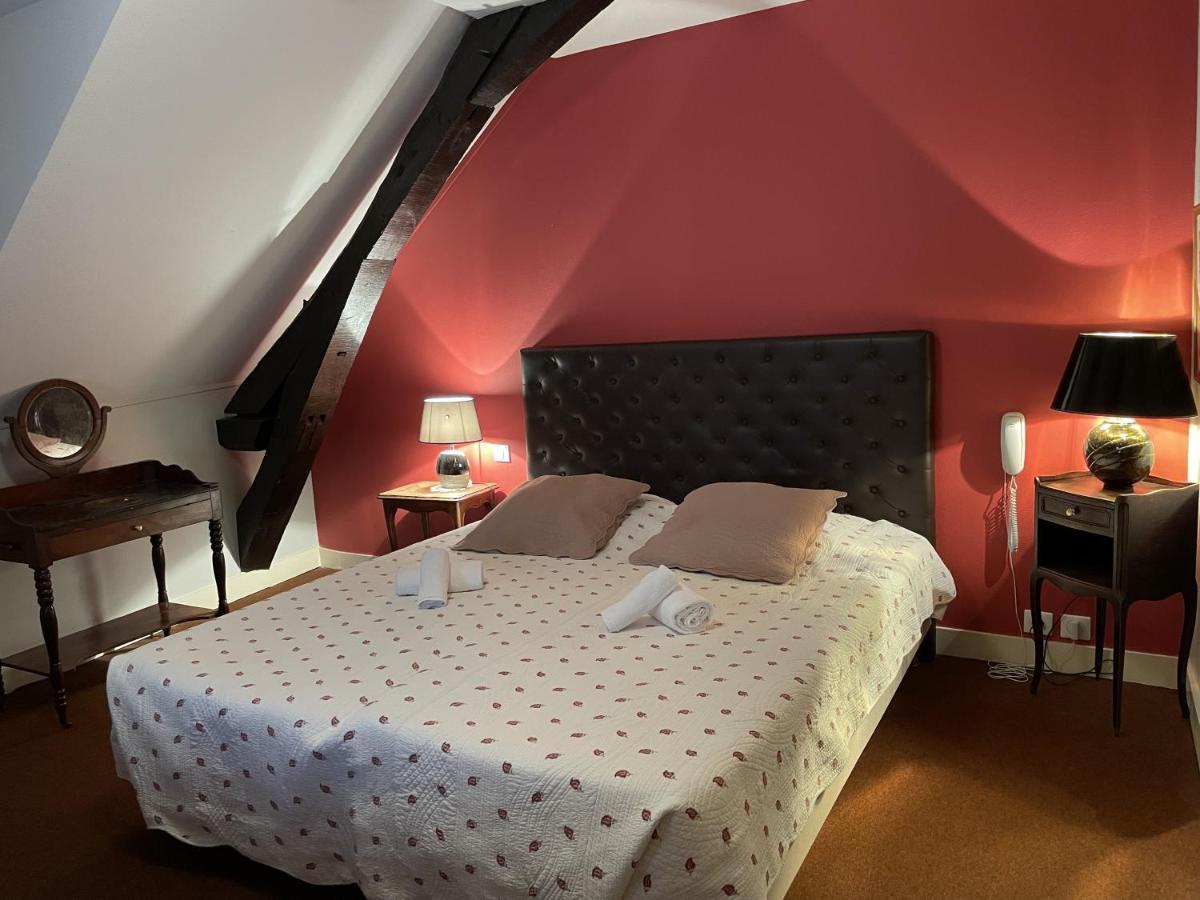 Logis Hotel Teyssier Uzerche Zewnętrze zdjęcie