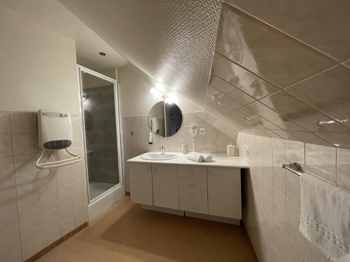 Logis Hotel Teyssier Uzerche Zewnętrze zdjęcie