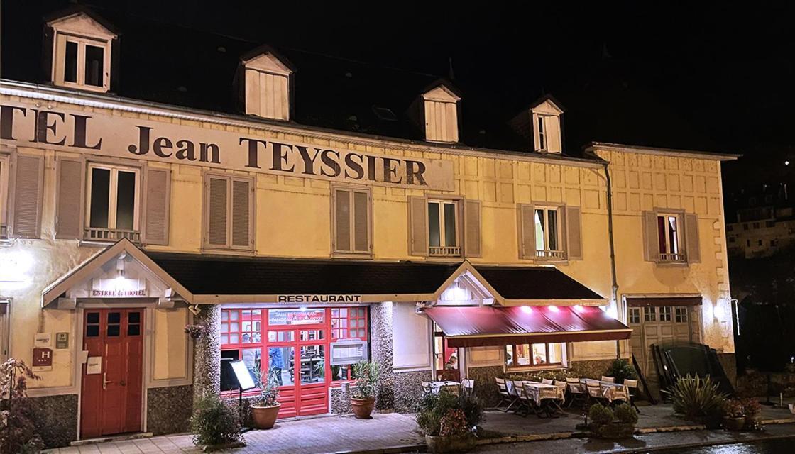 Logis Hotel Teyssier Uzerche Zewnętrze zdjęcie