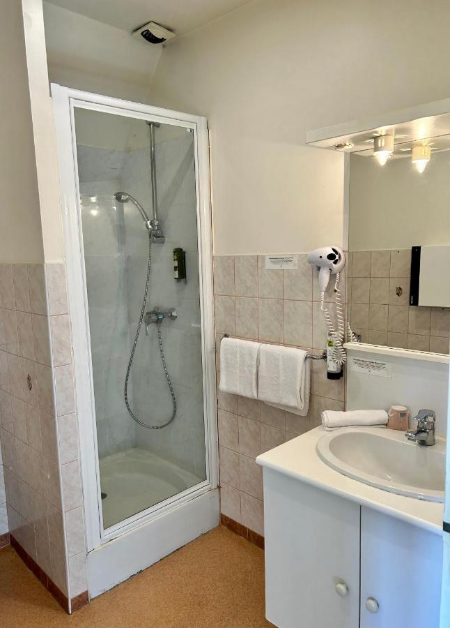 Logis Hotel Teyssier Uzerche Zewnętrze zdjęcie