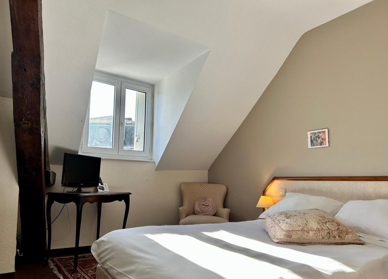 Logis Hotel Teyssier Uzerche Zewnętrze zdjęcie
